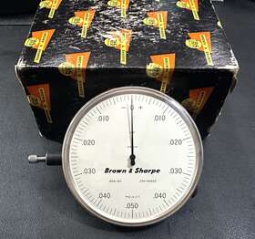 599-8441-611 Brown & Sharpe And Dial Indicator Usa