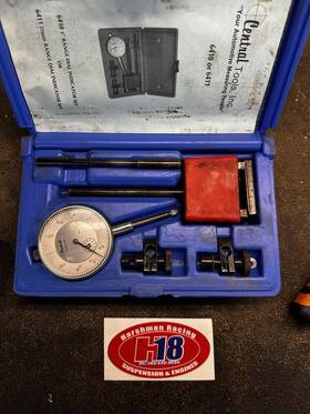 6411 Central Tools Dial Indicator