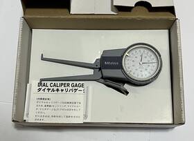 Mitutoyo 209-600 Metric Dial Caliper Gage Gauge 30mm - 50mm Range In Box .01mm