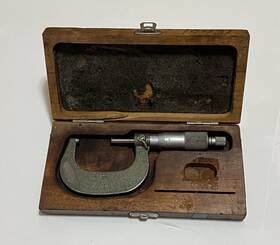 5210-243-2933 Mitutoyo 1 Inch - 2 Outside Micrometer Gauge In Box Caliper Japan