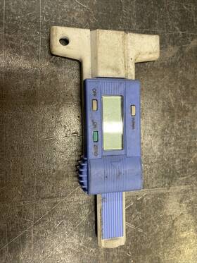 700-105 Mitutoyo Absolute Digimatic 1 Inch Tire Tread Depth Gauge Made In Japan