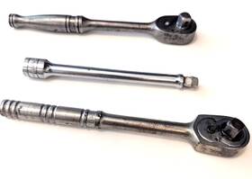 Snap-on Fv70 2 Vintage 3/8 Inch Drive Ratchet #fv70 Rare And Gf-71-d Extension