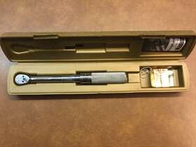 Qc2r200a Snap-on 3/8 Inch Drive Adjustable Click-type 40-200 In/lb Torque Wrench In Gold Case
