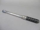 Snap-on Tools 3/8" Drive Adjustable Click-type Micro Torque Wrench QE2R100 Black. Fixed Price $206.99.