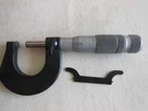 Brown & Sharpe Micrometer 0" Range 0.0001" 599-1-44. Fixed Price $19.00.