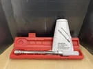 Snap-on QD2RN100 3/8" Drive Metric Adjustable Click-type Torque Wrench As Is. Fixed Price $245.00.