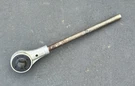 Snap On X-4 TD1500 Torque Multiplier Wrench 1" Drive Input 1-1/2" Output Usa. Fixed Price $549.95.