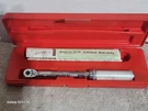 Snap-on Qjr 217C Adj Click Type Torque Wrench 30-200 In/lbs 3/8 Drive. Fixed Price $165.00.